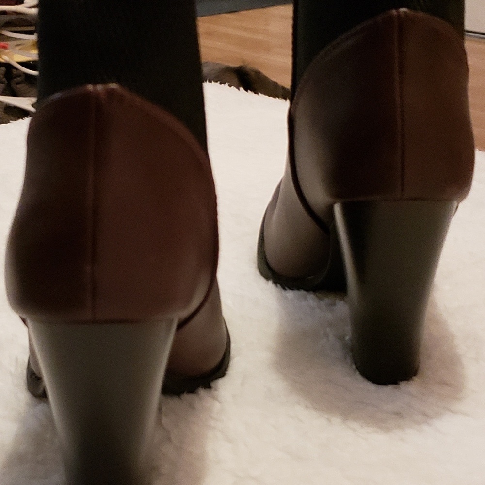 Booties - Picture 3 of 4